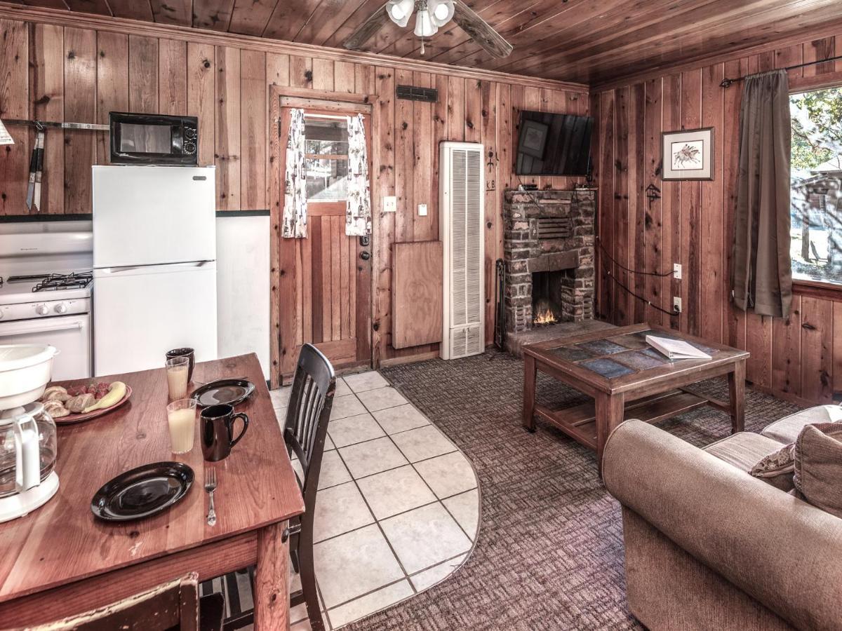 Destiny Cabin, 2 Bedrooms, Fireplace, Midtown, Sleeps 7 رويدوسو، نيومكسيكو المظهر الخارجي الصورة