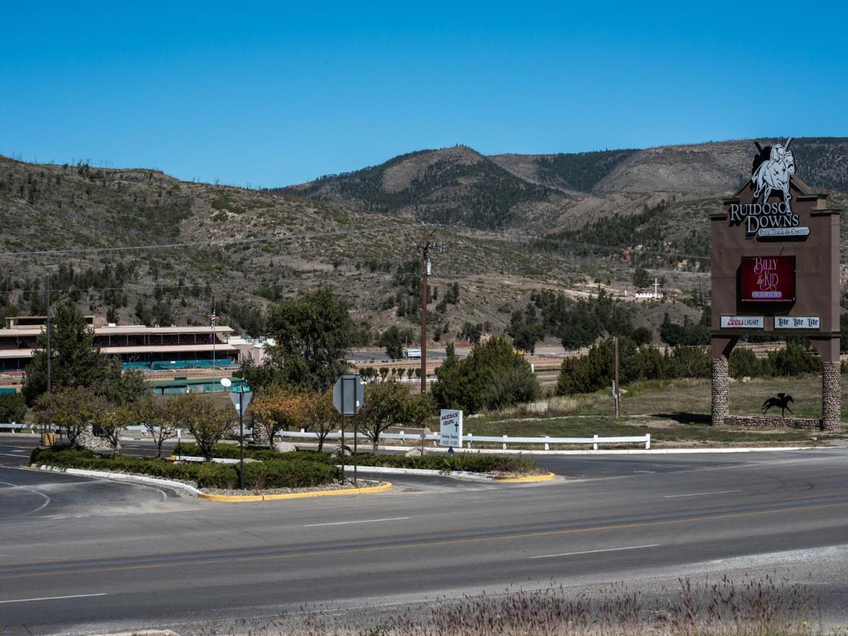 Destiny Cabin, 2 Bedrooms, Fireplace, Midtown, Sleeps 7 رويدوسو، نيومكسيكو المظهر الخارجي الصورة