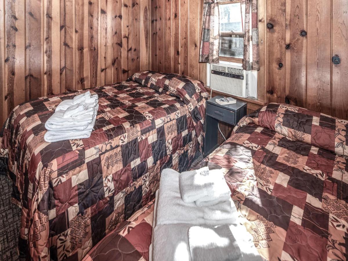 Destiny Cabin, 2 Bedrooms, Fireplace, Midtown, Sleeps 7 رويدوسو، نيومكسيكو المظهر الخارجي الصورة