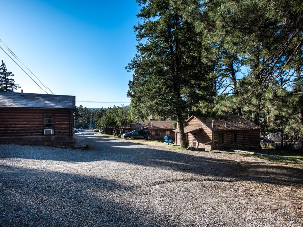 Destiny Cabin, 2 Bedrooms, Fireplace, Midtown, Sleeps 7 رويدوسو، نيومكسيكو المظهر الخارجي الصورة